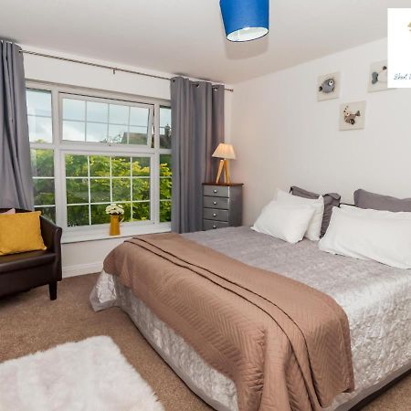 2 Bed Apartment-5 Guests - Business-Relocation-Parking - The Brighton Short Stay & Serviced Apartments Esterno foto