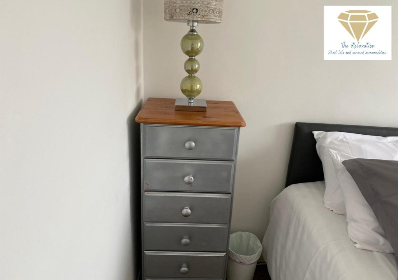2 Bed Apartment-5 Guests - Business-Relocation-Parking - The Brighton Short Stay & Serviced Apartments Esterno foto
