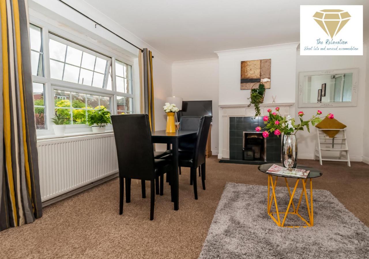 2 Bed Apartment-5 Guests - Business-Relocation-Parking - The Brighton Short Stay & Serviced Apartments Esterno foto