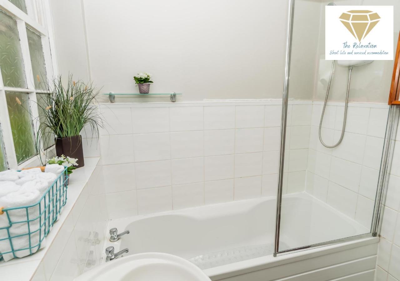 2 Bed Apartment-5 Guests - Business-Relocation-Parking - The Brighton Short Stay & Serviced Apartments Esterno foto