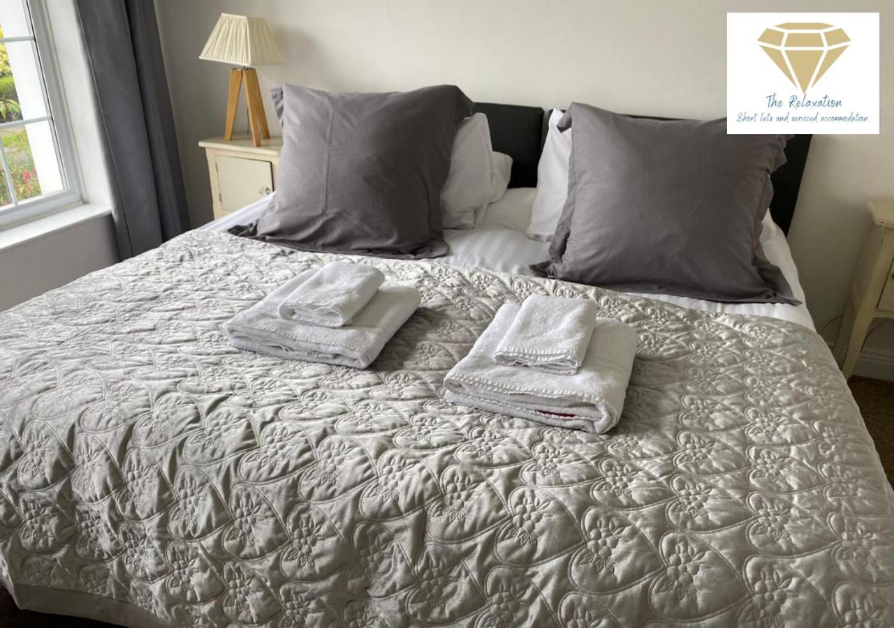 2 Bed Apartment-5 Guests - Business-Relocation-Parking - The Brighton Short Stay & Serviced Apartments Esterno foto