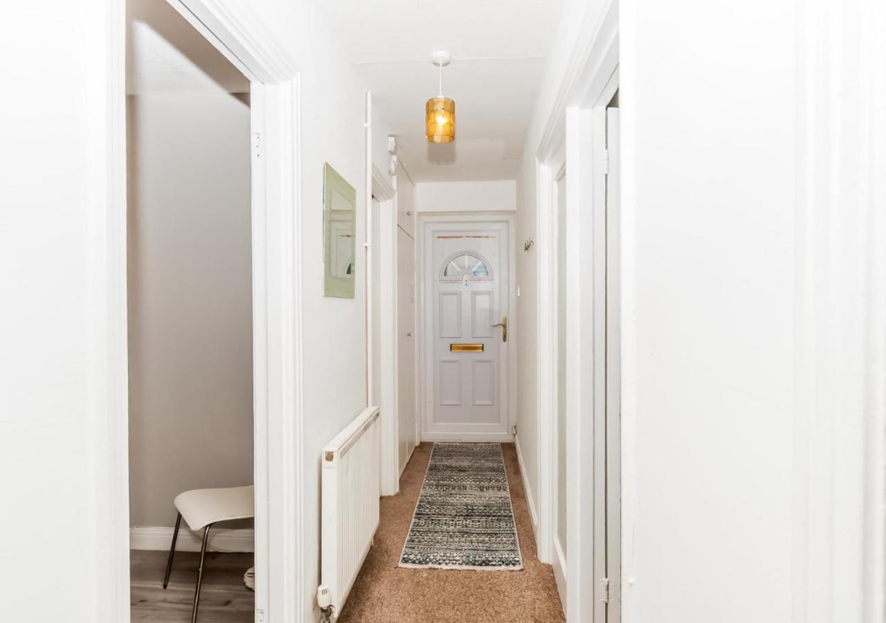 2 Bed Apartment-5 Guests - Business-Relocation-Parking - The Brighton Short Stay & Serviced Apartments Esterno foto