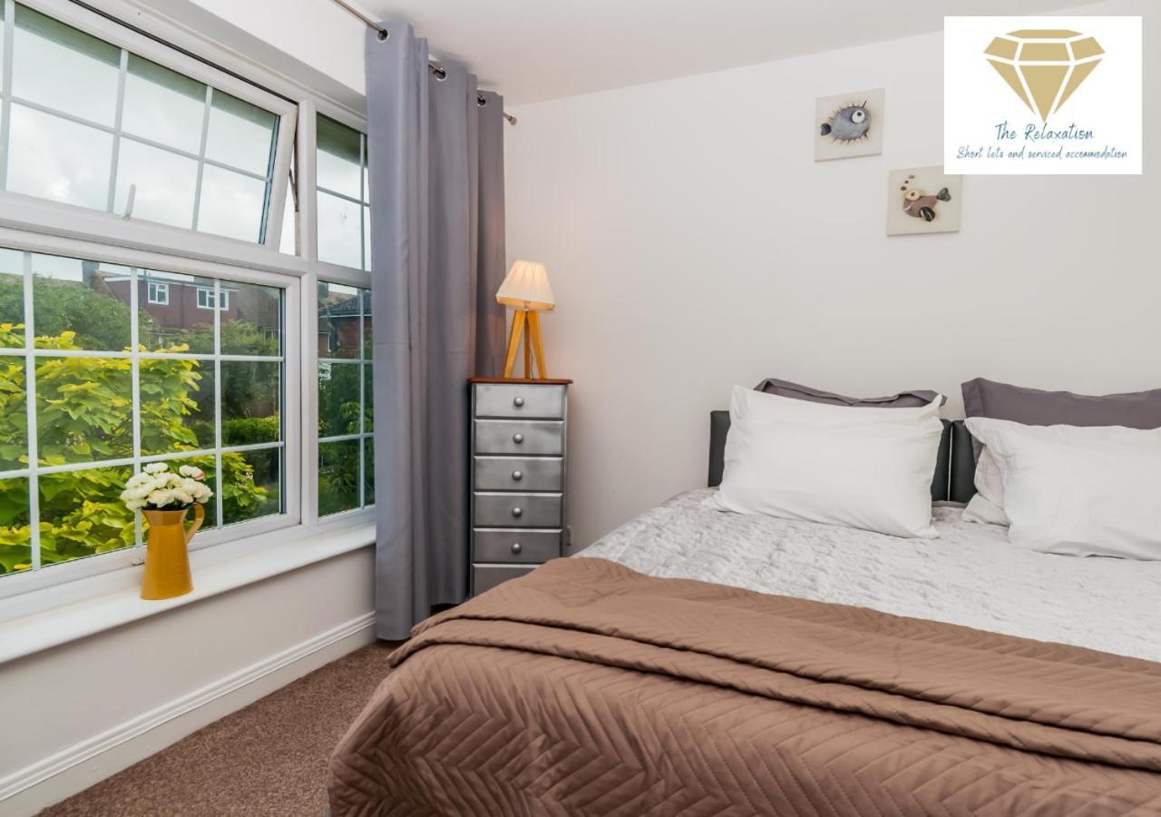 2 Bed Apartment-5 Guests - Business-Relocation-Parking - The Brighton Short Stay & Serviced Apartments Esterno foto