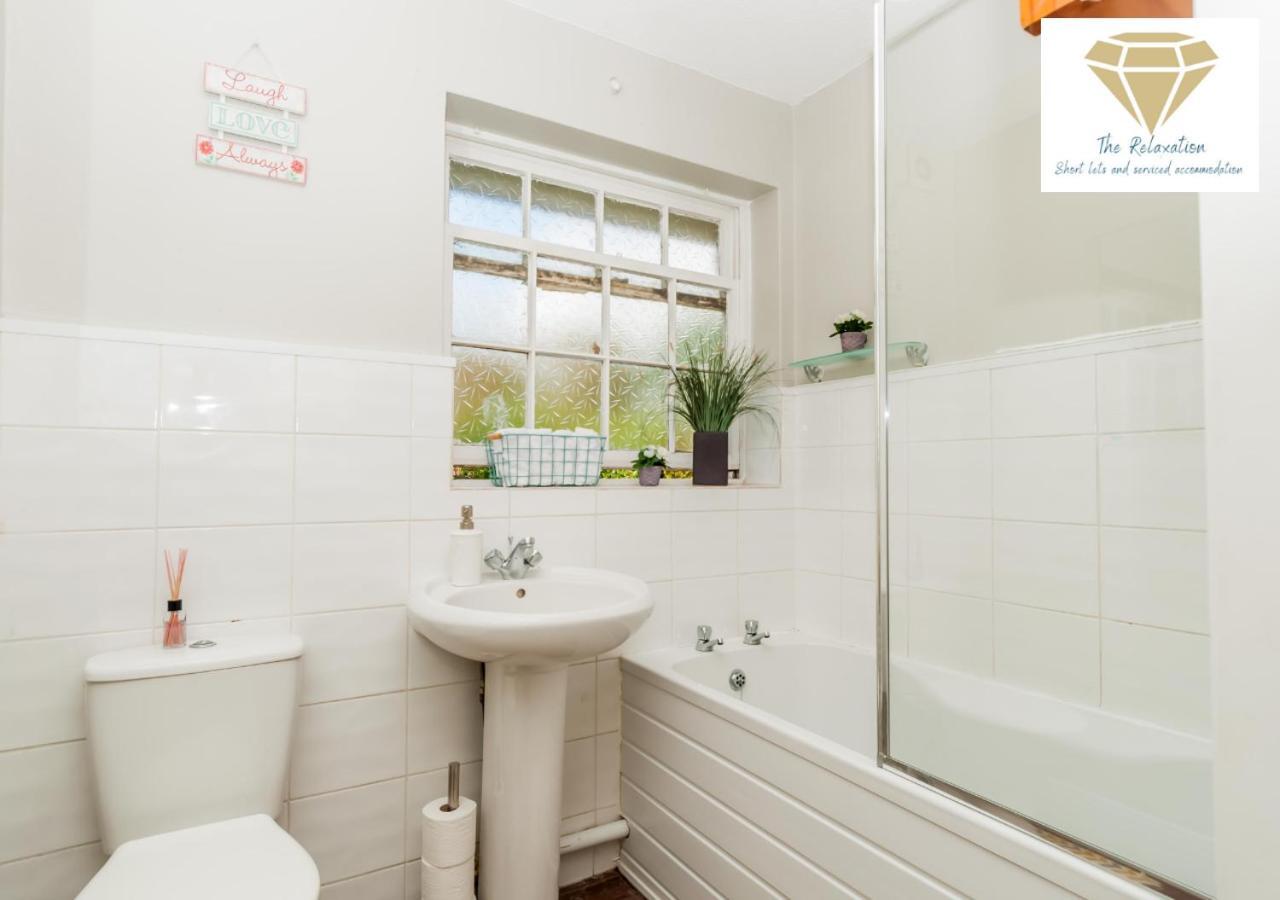 2 Bed Apartment-5 Guests - Business-Relocation-Parking - The Brighton Short Stay & Serviced Apartments Esterno foto