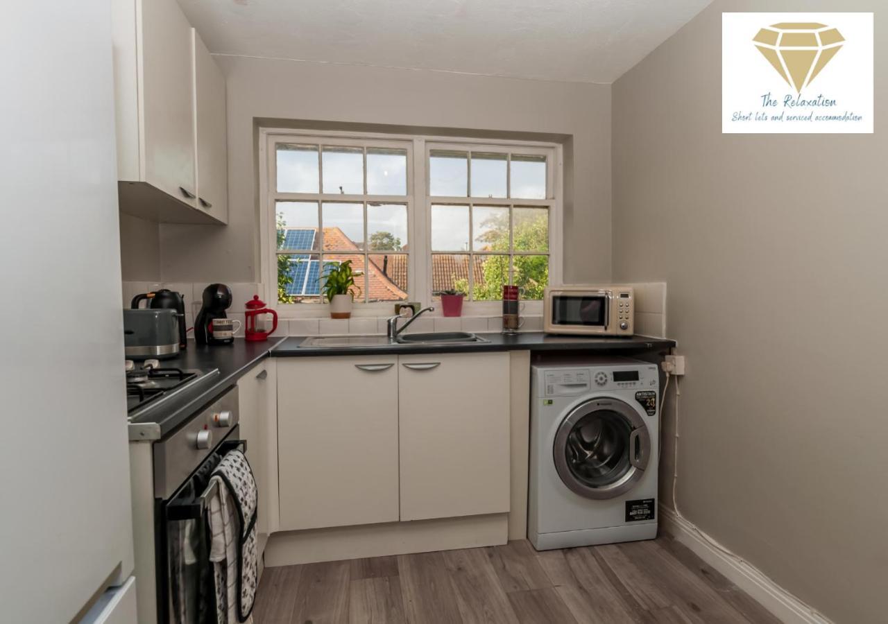 2 Bed Apartment-5 Guests - Business-Relocation-Parking - The Brighton Short Stay & Serviced Apartments Esterno foto