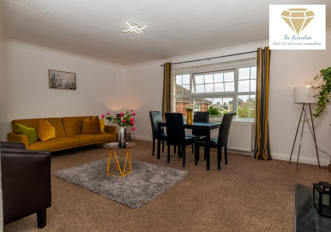 2 Bed Apartment-5 Guests - Business-Relocation-Parking - The Brighton Short Stay & Serviced Apartments Esterno foto