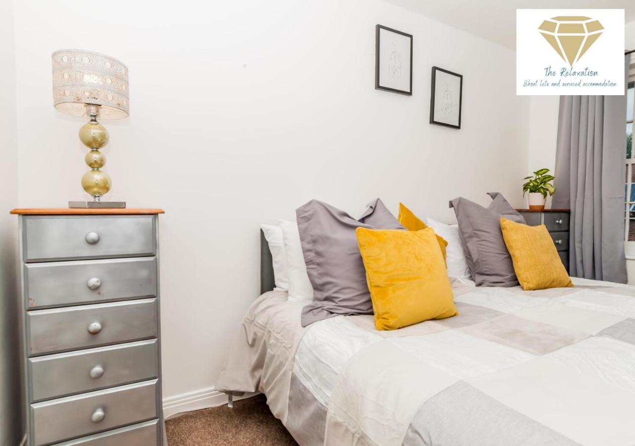 2 Bed Apartment-5 Guests - Business-Relocation-Parking - The Brighton Short Stay & Serviced Apartments Esterno foto